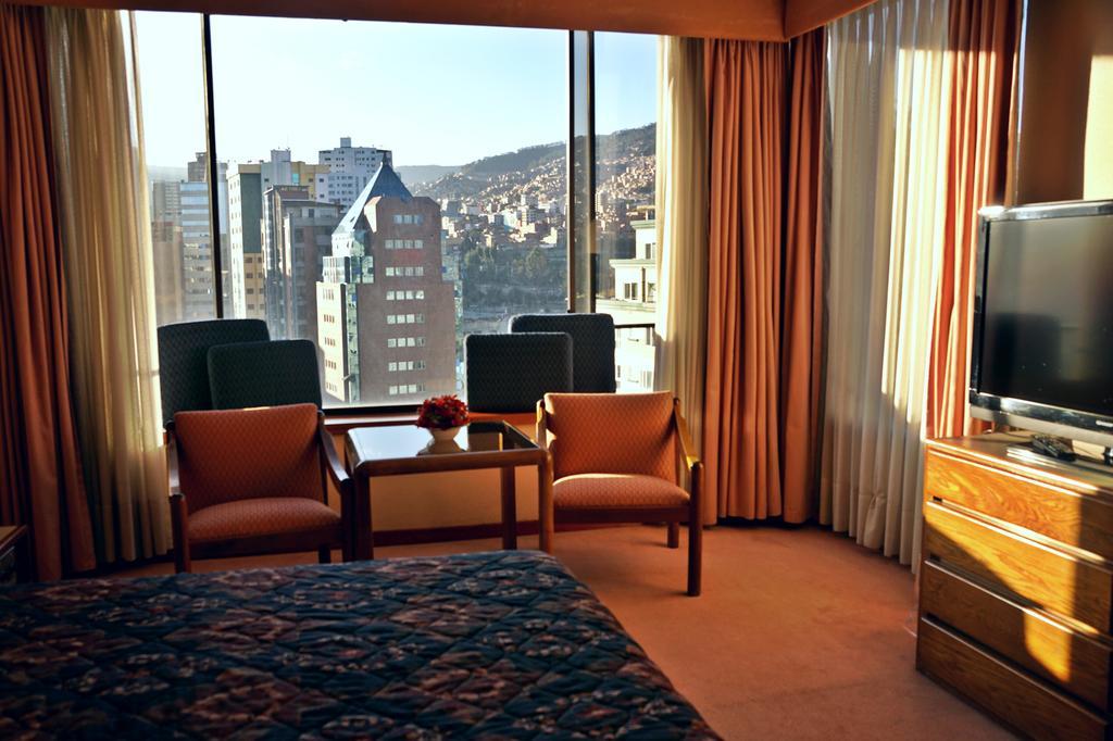 Real Plaza Hotel & Convention Center La Paz Oda fotoğraf